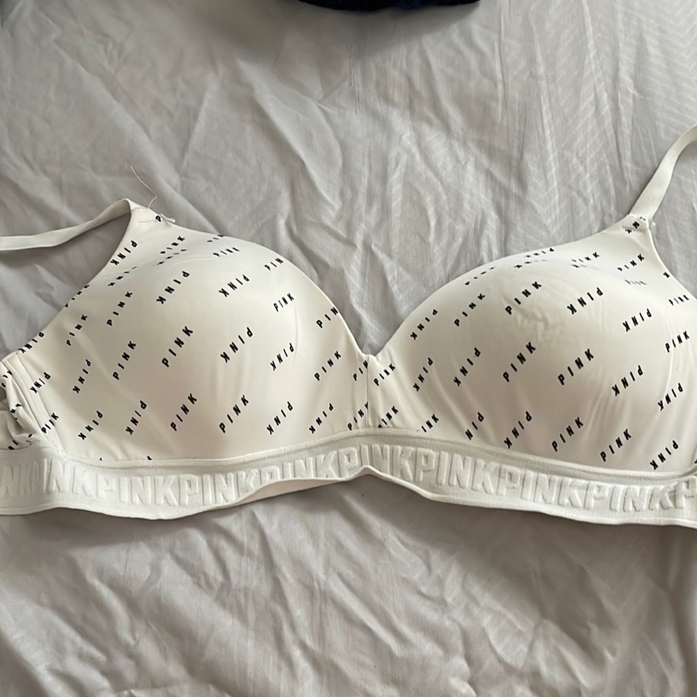 Pink 34DD bra